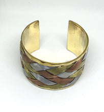 Load image into Gallery viewer, Tri-color Metal Cuff
