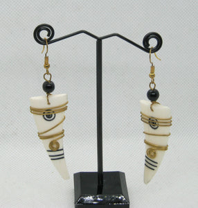 Owon Saber Tooth Earrings