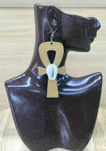 Load image into Gallery viewer, Large Ankh w/ Cowry Shell